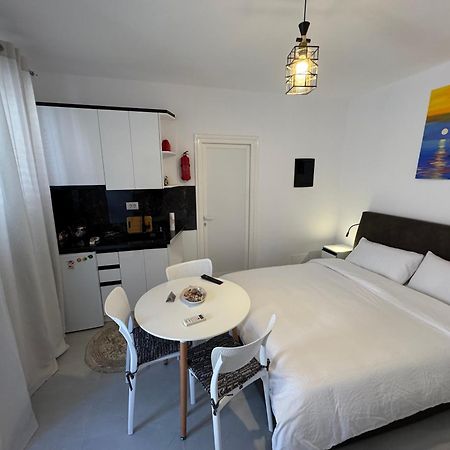 Private Villa Aras 2 - Luxury & Elegance Apartments Wlora Zewnętrze zdjęcie