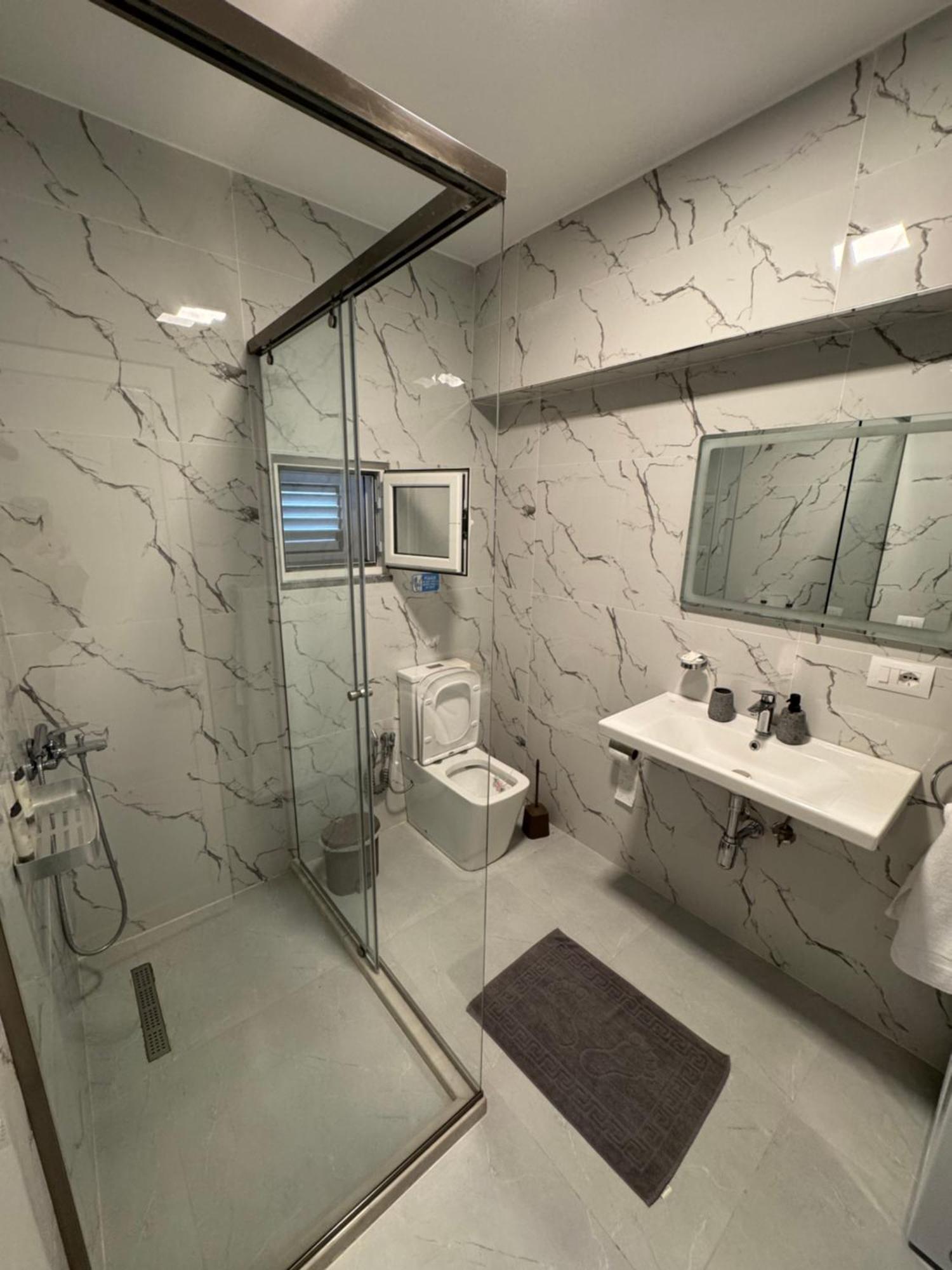 Private Villa Aras 2 - Luxury & Elegance Apartments Wlora Zewnętrze zdjęcie